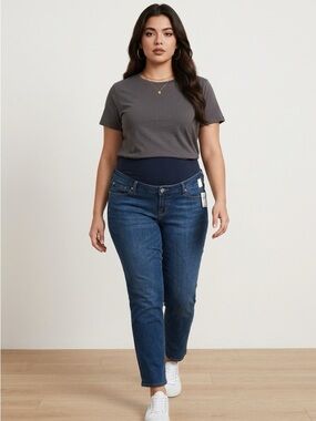 NWT Maternity Blue Straight Leg Jeans with Classic Indigo Finish GAP | Size 31